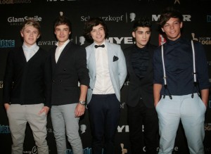 800px-one_direction_at_the_54th_logies_awards.jpg